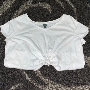 White crop top shirt